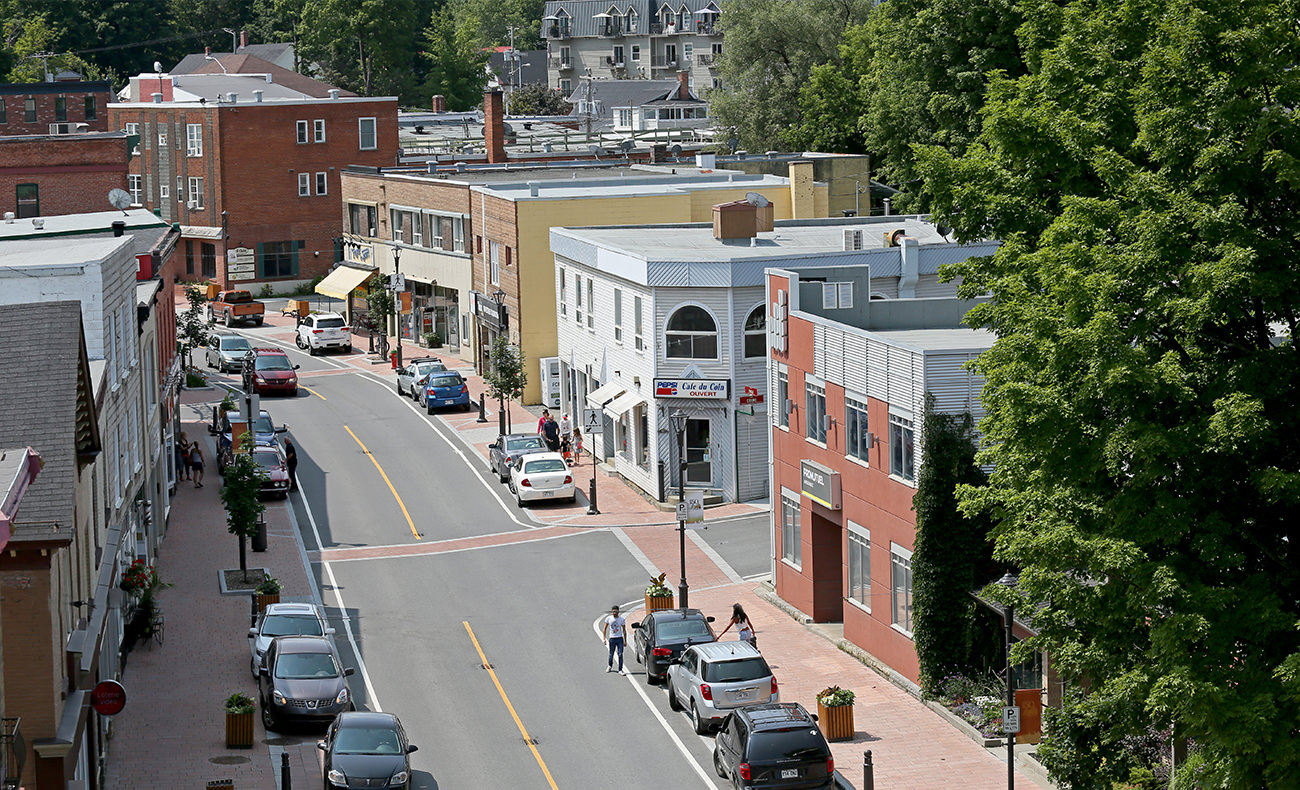 Shopping in the Coaticook Region